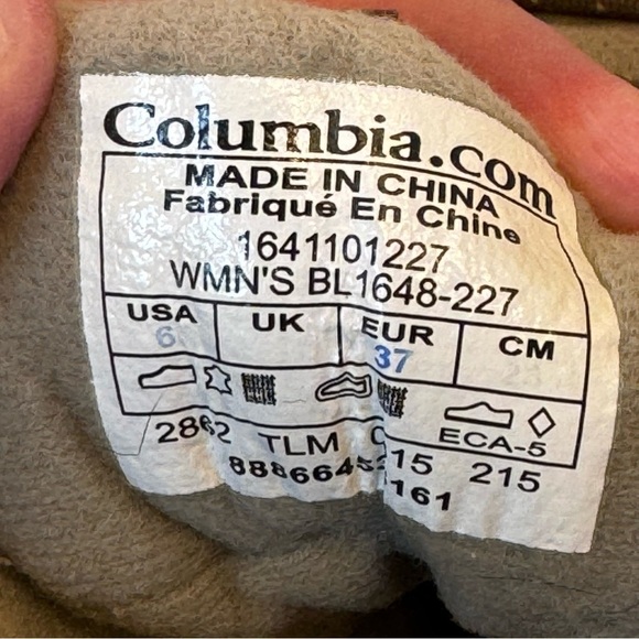Columbia Women’s Waterproof Hiking Boot Size 6 - Picture 8 of 9